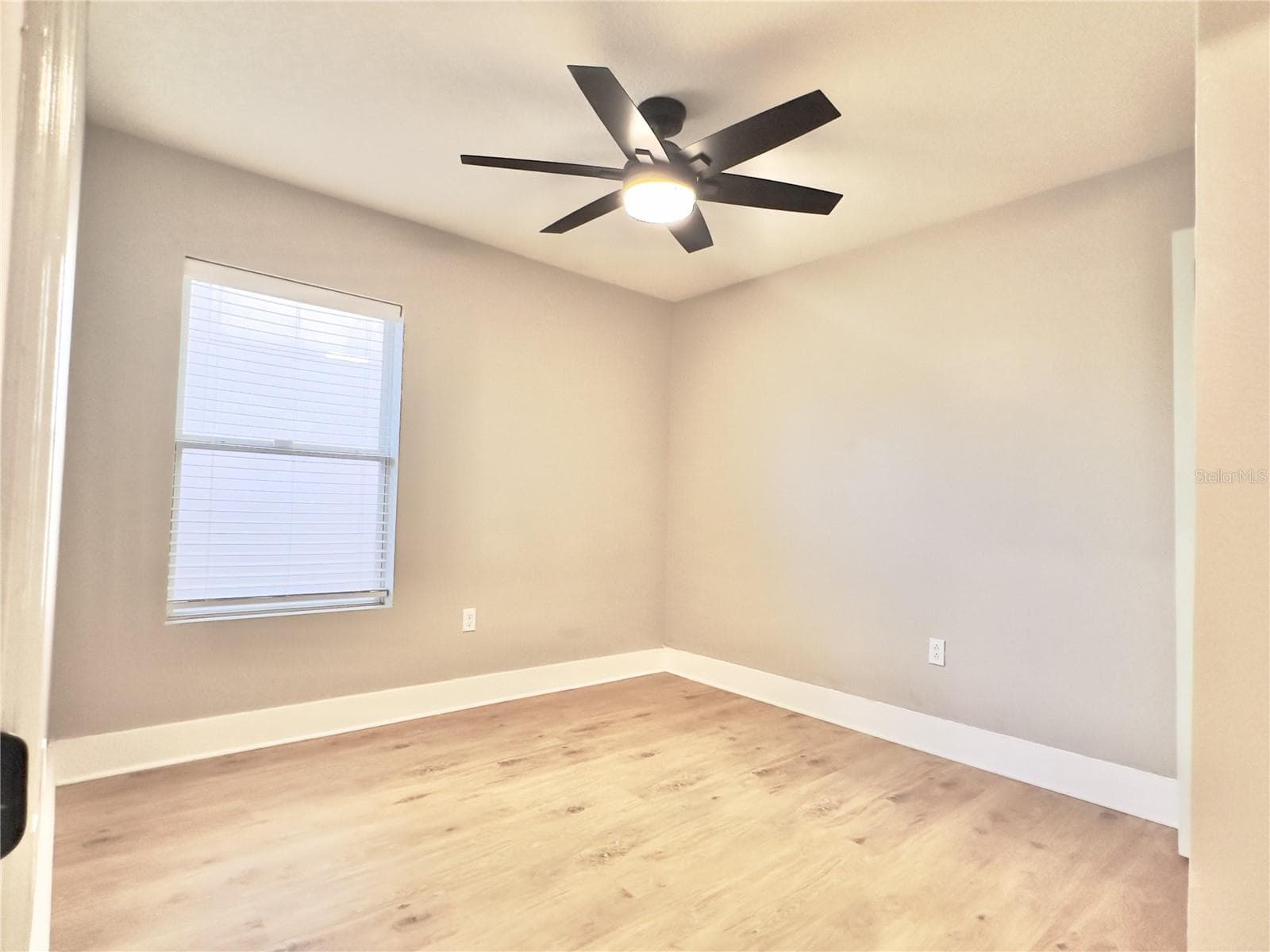 Single Family Residence at 16432 CAJU RD, CLERMONT, photo 21 of 40