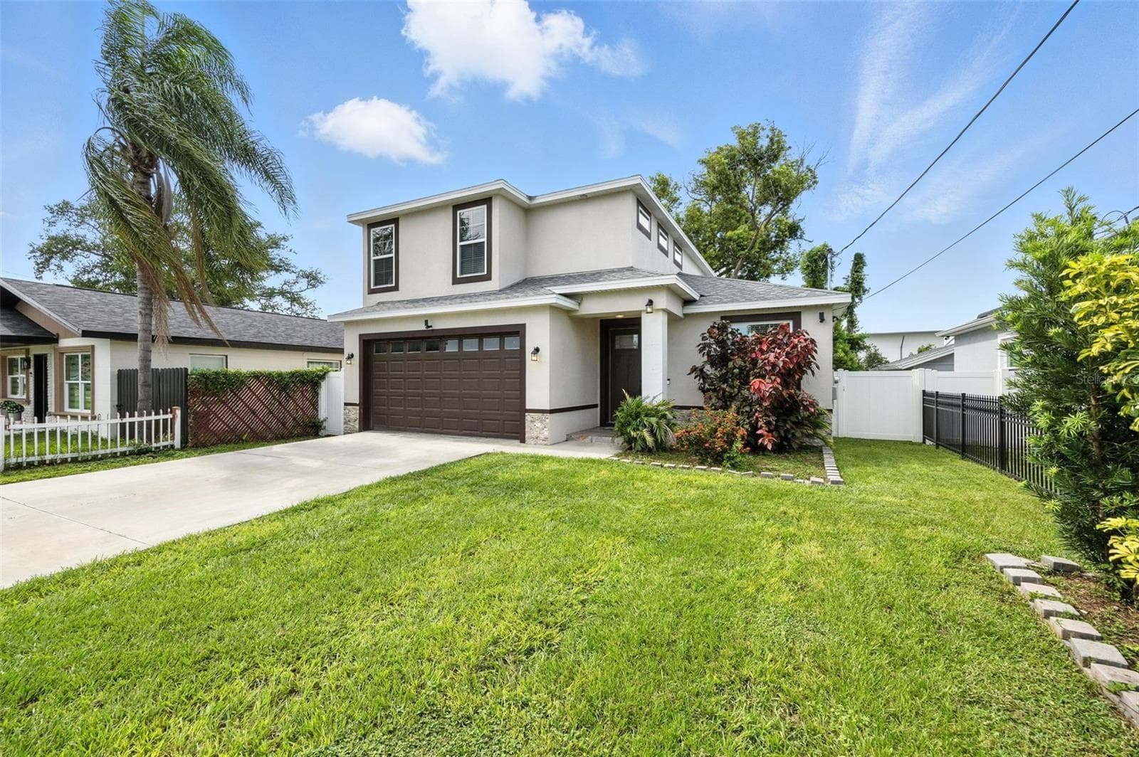 Single Family Residence at 2519 W HIAWATHA ST, TAMPA, photo 3 of 30
