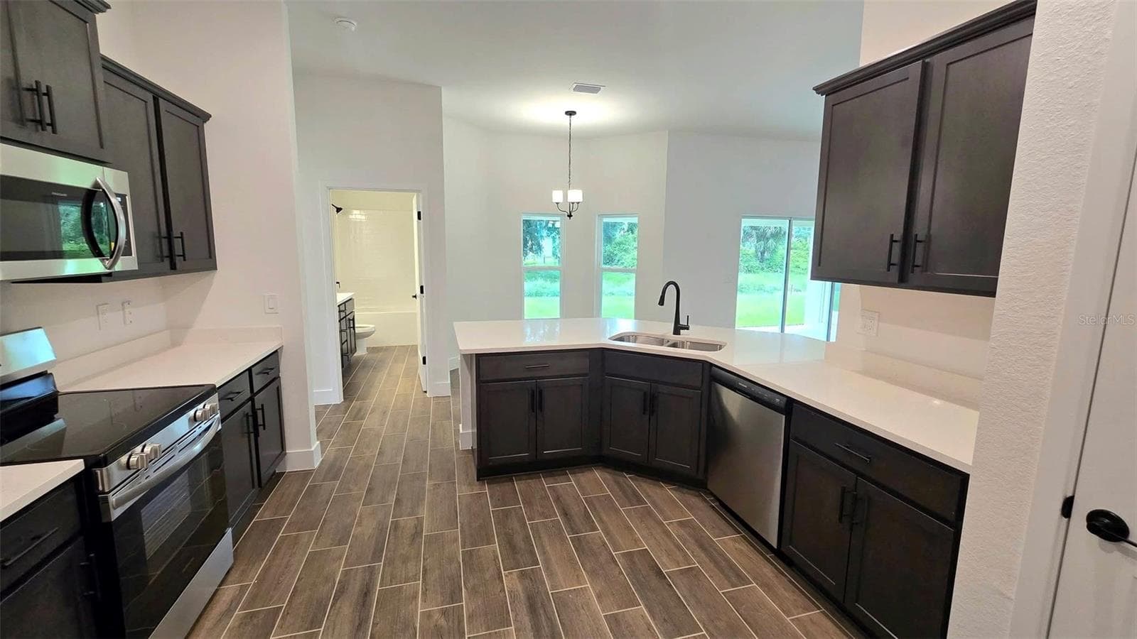 Single Family Residence at 5800 SHAFFER AVE, NORTH PORT, photo 4 of 18