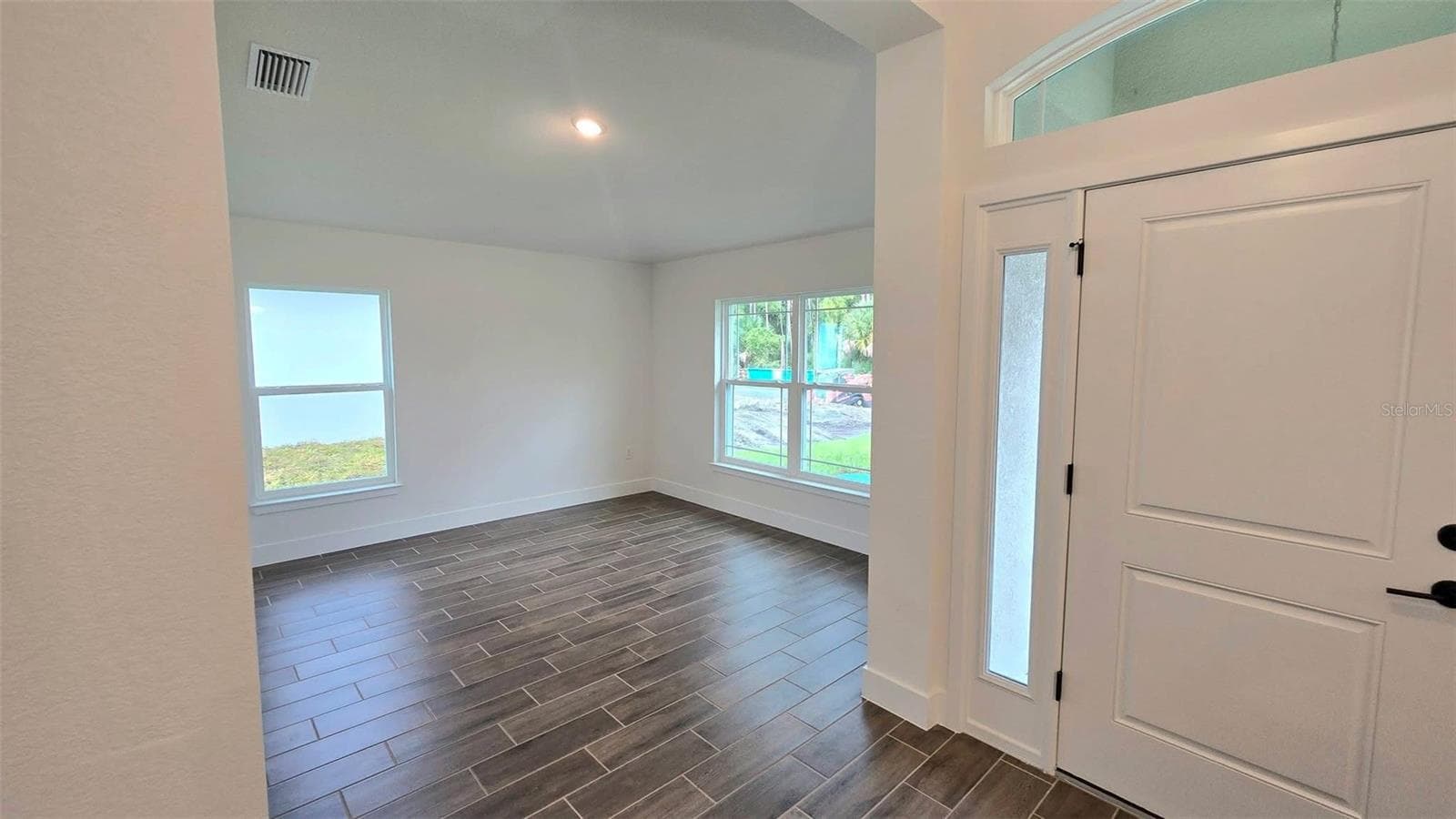 Single Family Residence at 5800 SHAFFER AVE, NORTH PORT, photo 5 of 18