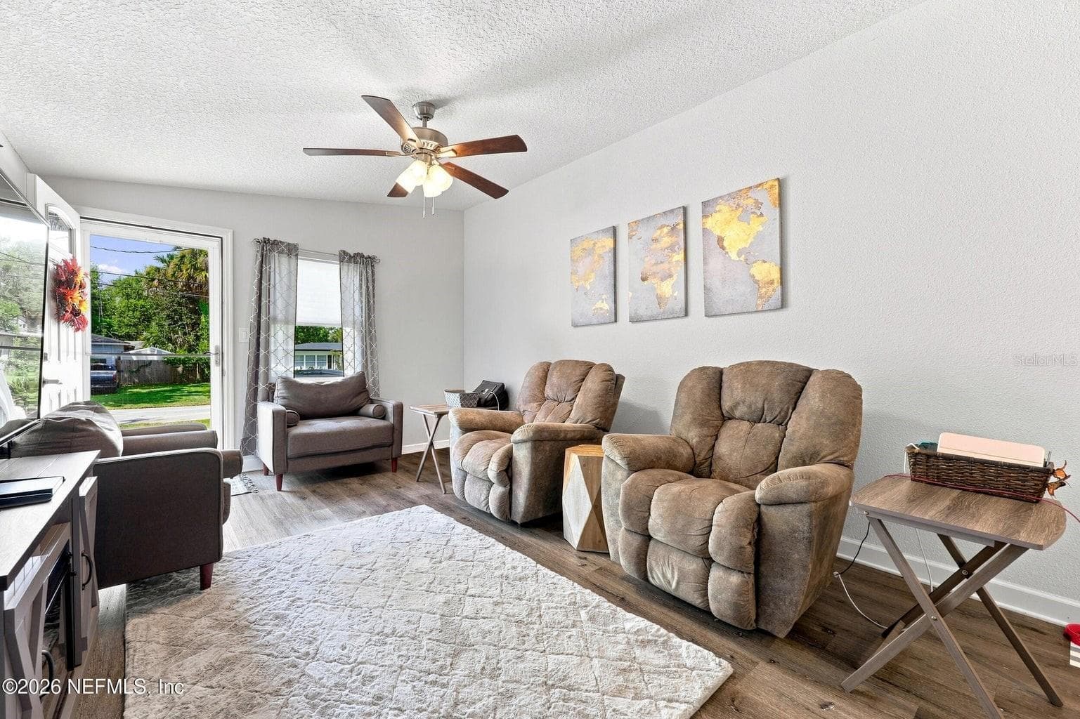 Living Area - 905 SAINT JOHNS AVE, GREEN COVE SPRINGS