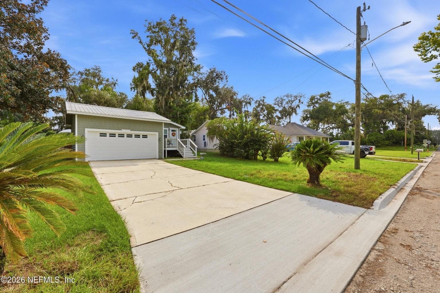 Front Exterior - 905 SAINT JOHNS AVE, GREEN COVE SPRINGS