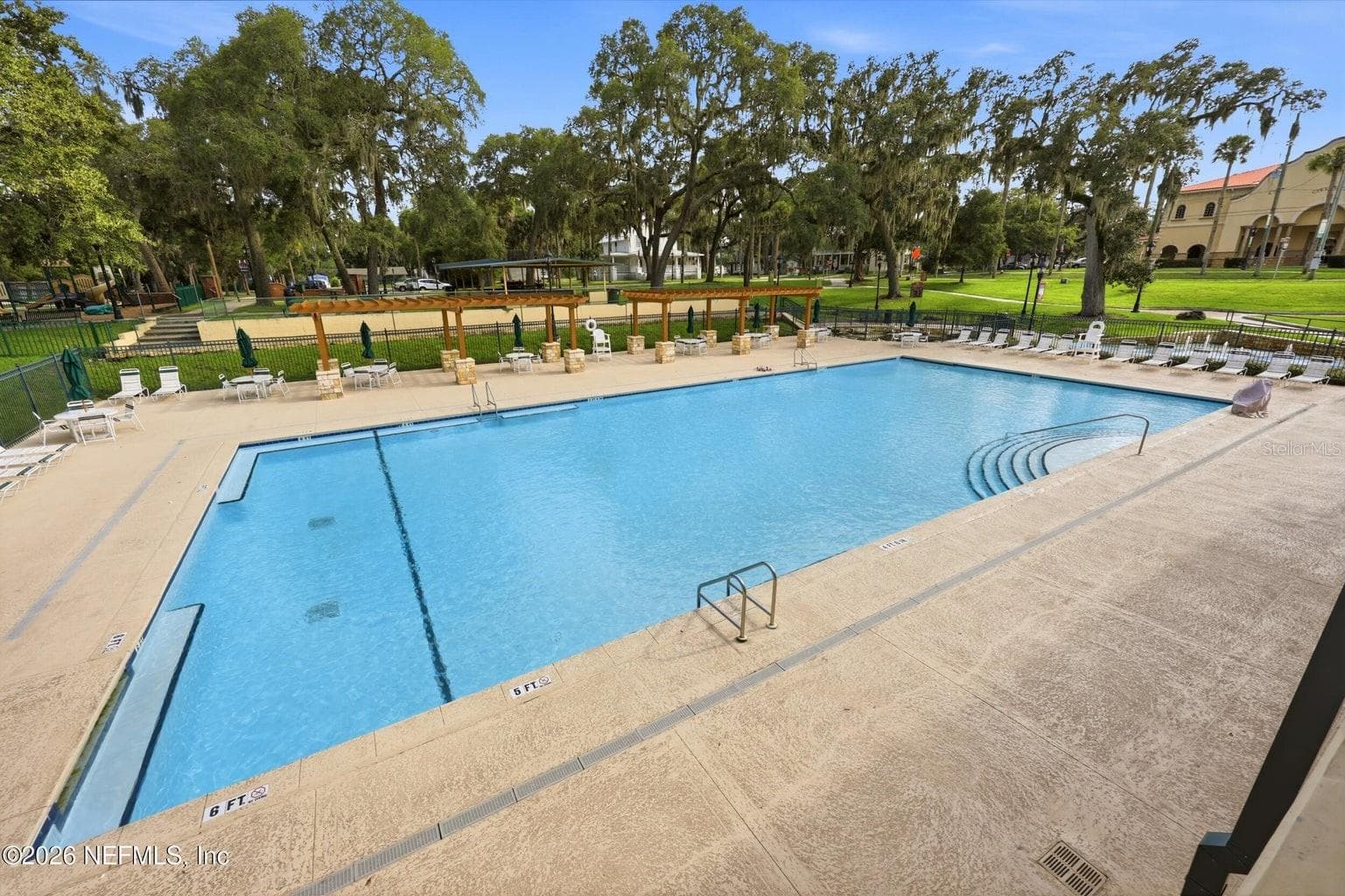 Community pool - 905 SAINT JOHNS AVE, GREEN COVE SPRINGS