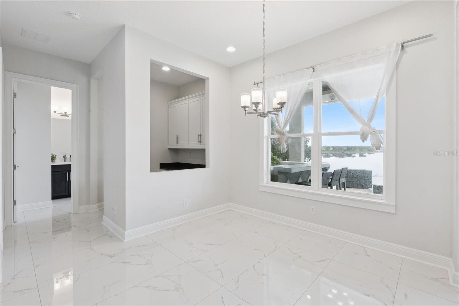 Single Family Residence at 7693 GREEN MOUNTAIN WAY, WINTER GARDEN, photo 11 of 66