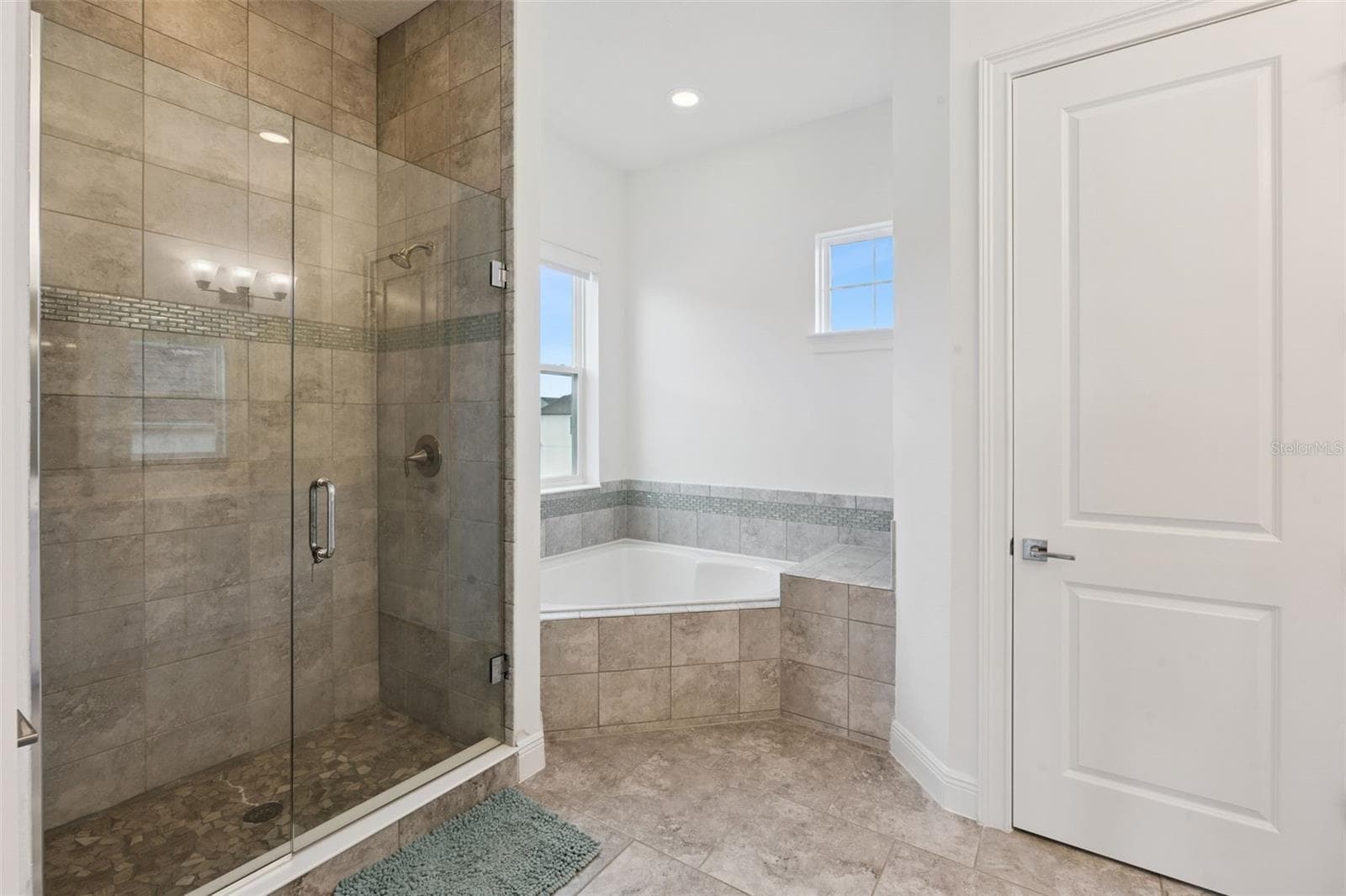 Single Family Residence at 7693 GREEN MOUNTAIN WAY, WINTER GARDEN, photo 32 of 66