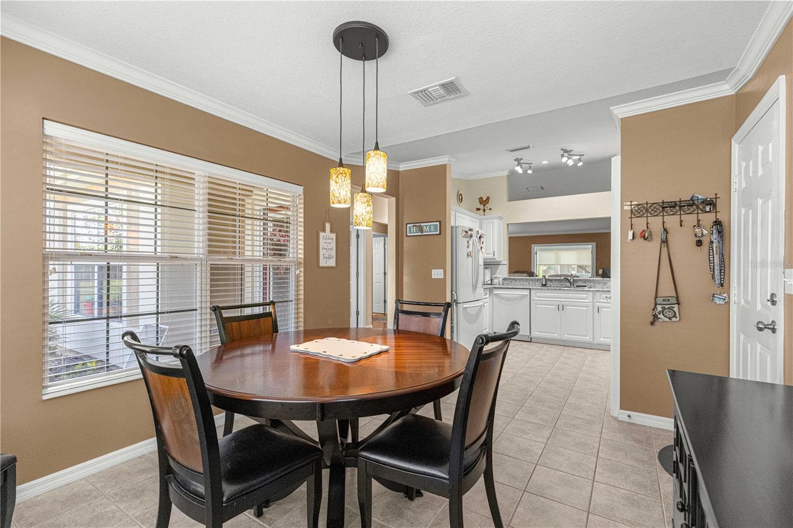 Single Family Residence at 14179 SE 88TH CT, SUMMERFIELD, photo 5 of 59