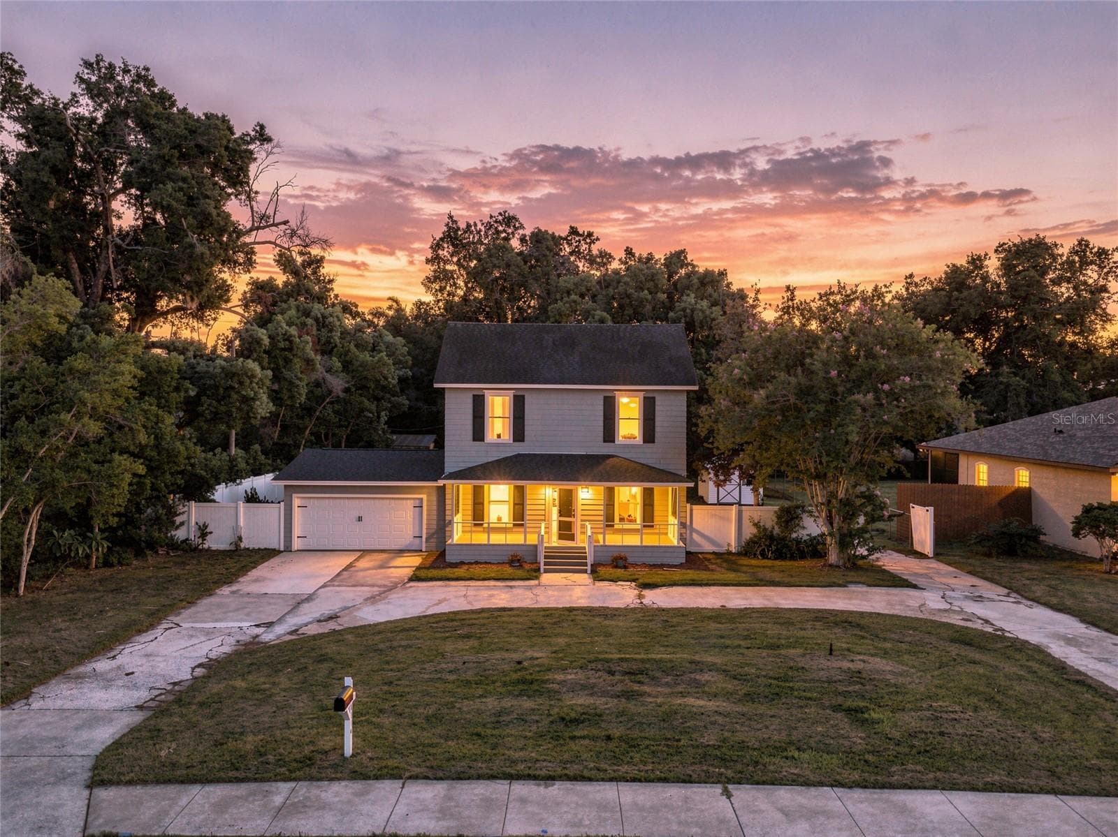 Single Family Residence at 4114 E MICHIGAN ST, ORLANDO, photo 7 of 52