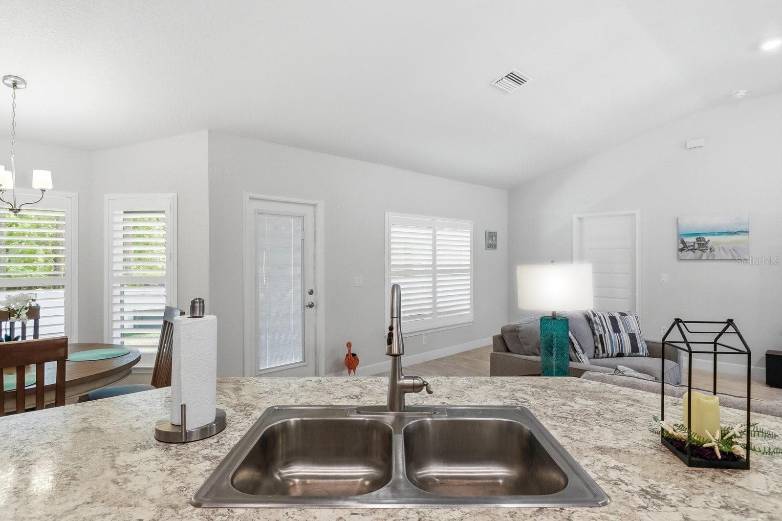 Single Family Residence at 3 STOKESIA CT, HOMOSASSA, photo 8 of 41