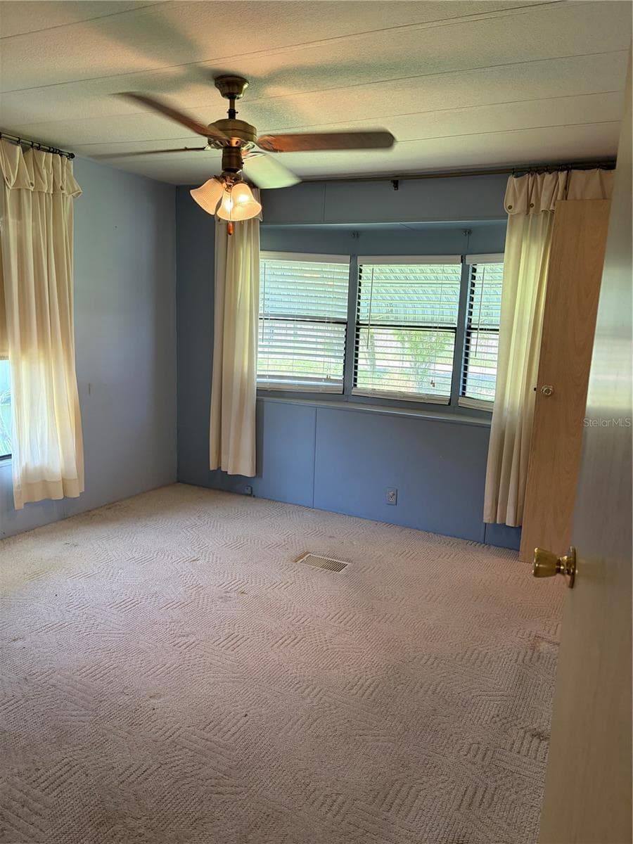Modular Home at 187 SWEET CIR, WINTER HAVEN, photo 9 of 12