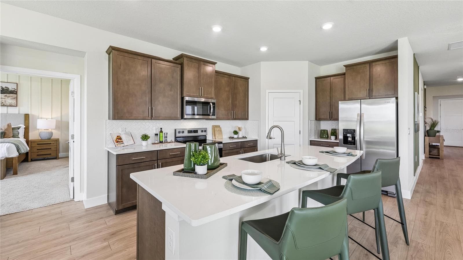 Single Family Residence at 6986 SW 44TH CIR, OCALA, photo 9 of 33