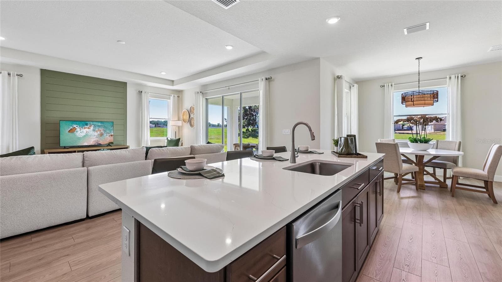 Single Family Residence at 6986 SW 44TH CIR, OCALA, photo 11 of 33