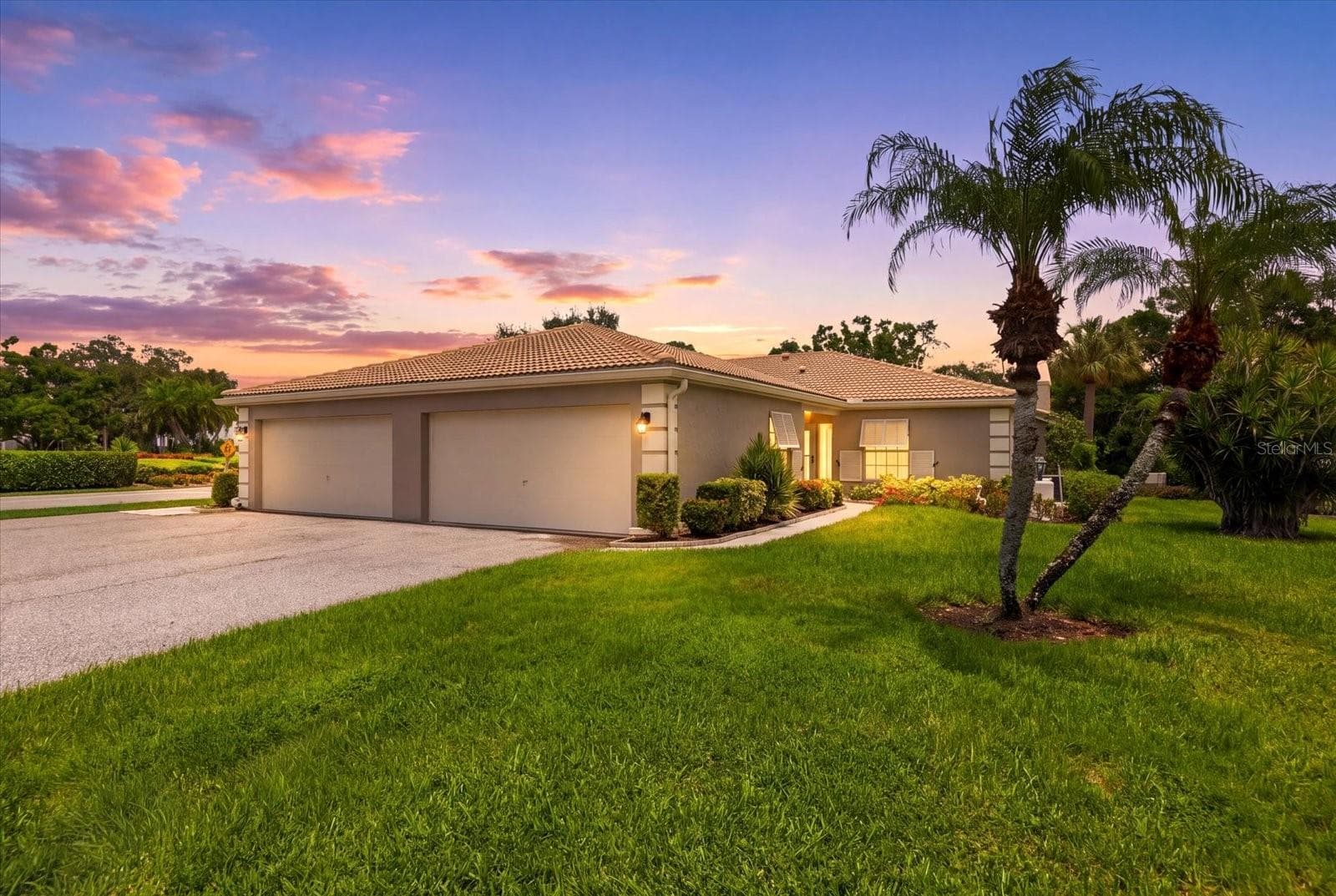 Snowbirds-Get ready to enjoy paradise! - 3252 RINGWOOD MDW #81, SARASOTA