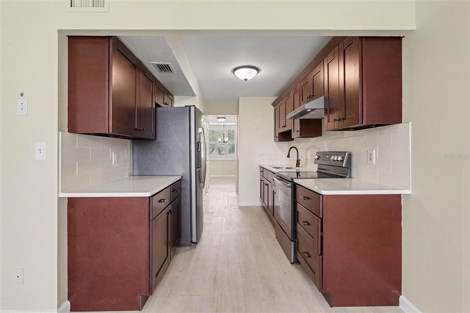 Condominium at 4720 LOCUST ST NE #206, ST PETERSBURG, photo 10 of 34