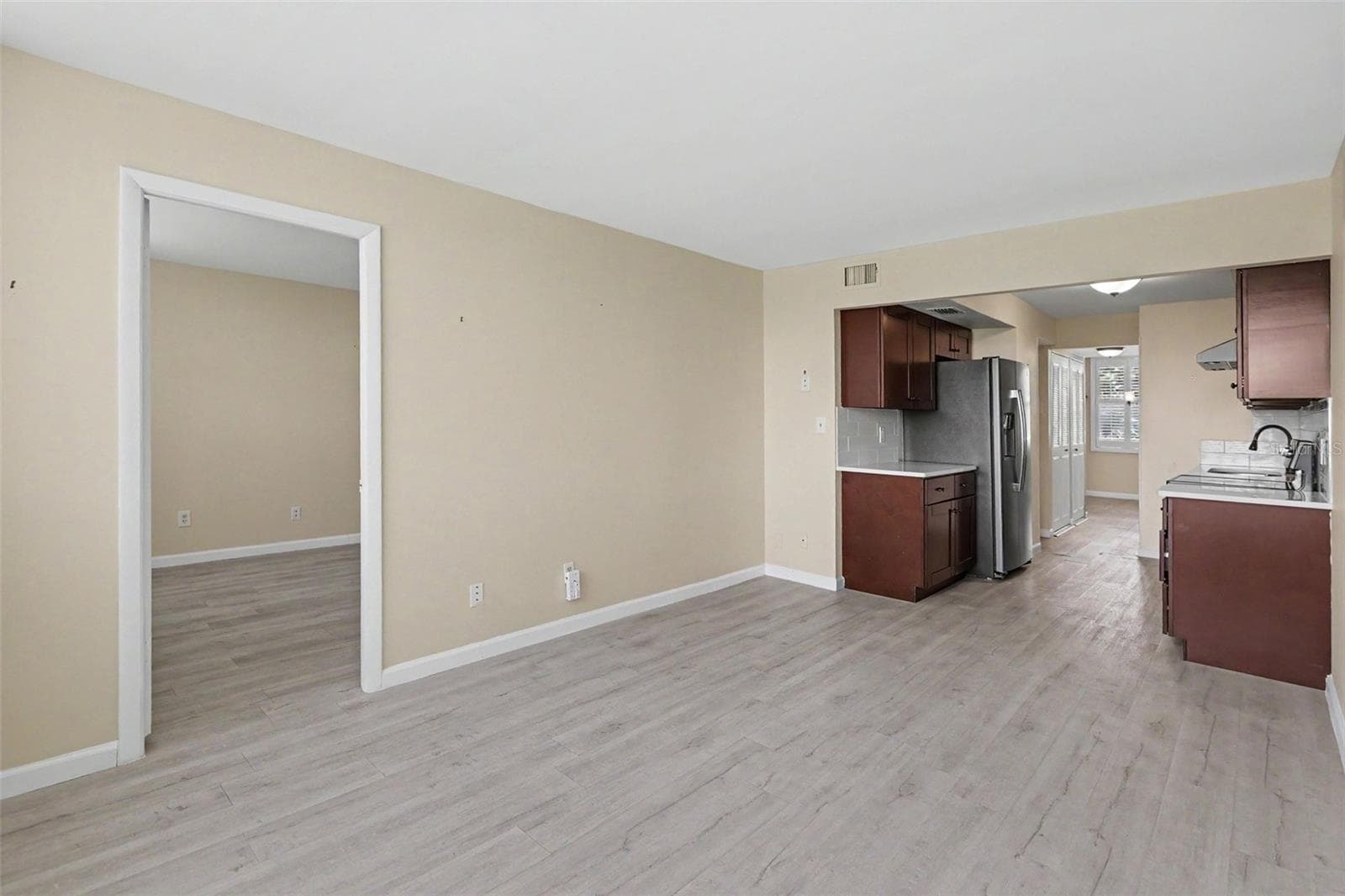 Condominium at 4720 LOCUST ST NE #206, ST PETERSBURG, photo 12 of 34