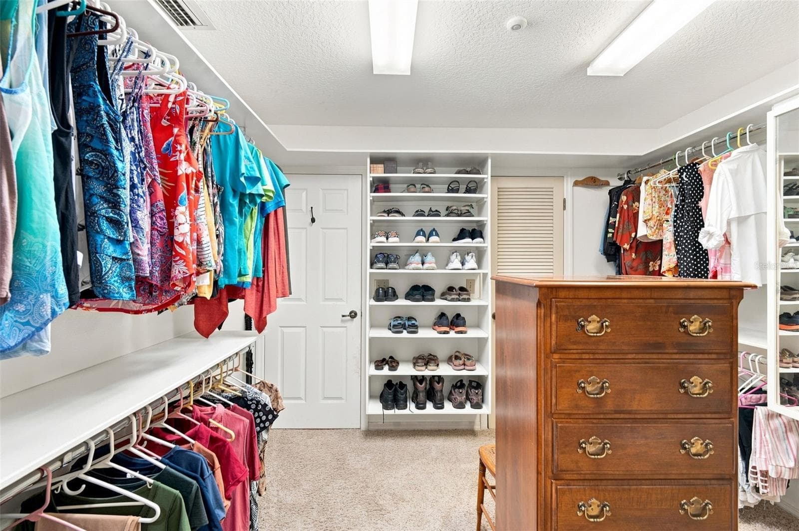 PRIMARY WALK-IN CLOSET - 1555 ROWE LN, DELAND