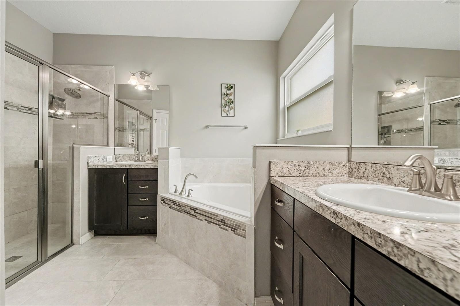 Single Family Residence at 13144 LAUREL CREST CT, GRAND ISLAND, photo 10 of 20