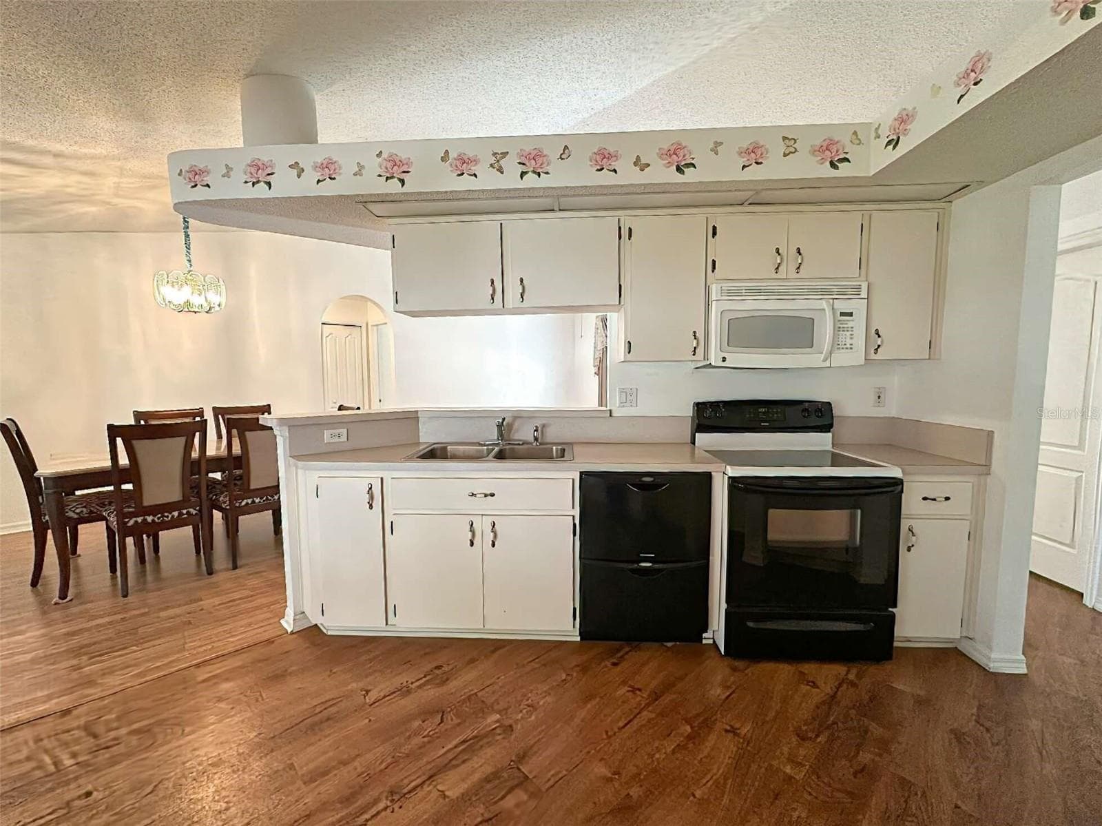 Single Family Residence at 8421 PEORIA ST, SPRING HILL, photo 9 of 43