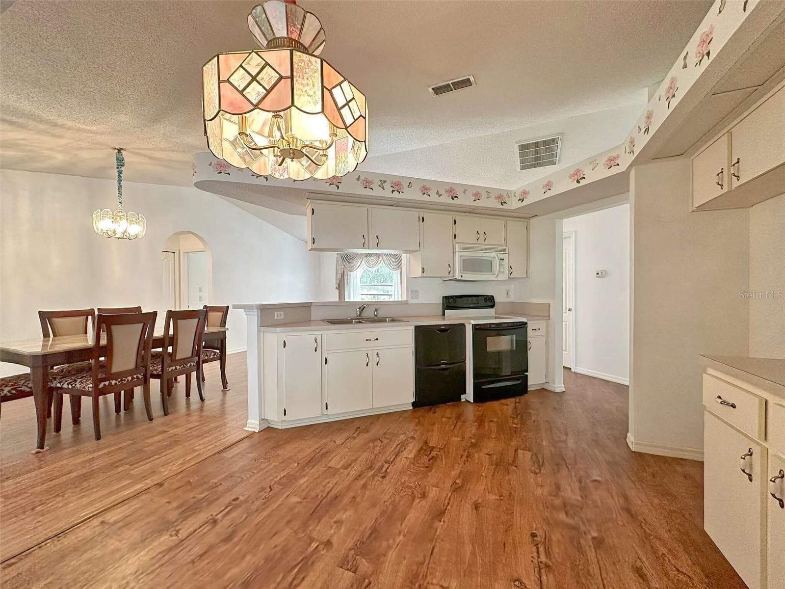 Single Family Residence at 8421 PEORIA ST, SPRING HILL, photo 10 of 43