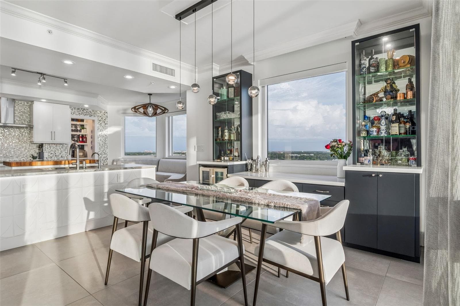 Condominium at 5823 BOWEN DANIEL DR #1501, TAMPA, photo 15 of 95