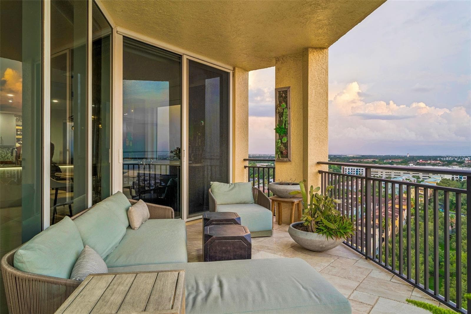 Condominium at 5823 BOWEN DANIEL DR #1501, TAMPA, photo 68 of 95