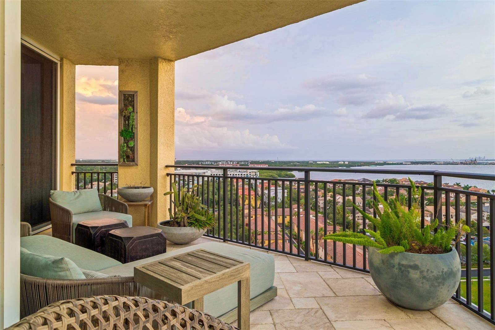 Condominium at 5823 BOWEN DANIEL DR #1501, TAMPA, photo 70 of 95
