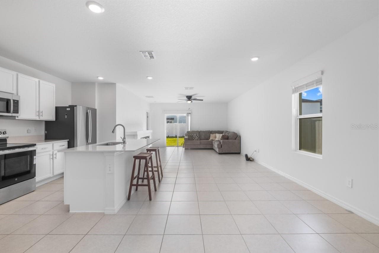 Open Concept - 629 BALD CYPRESS DR, LAKELAND