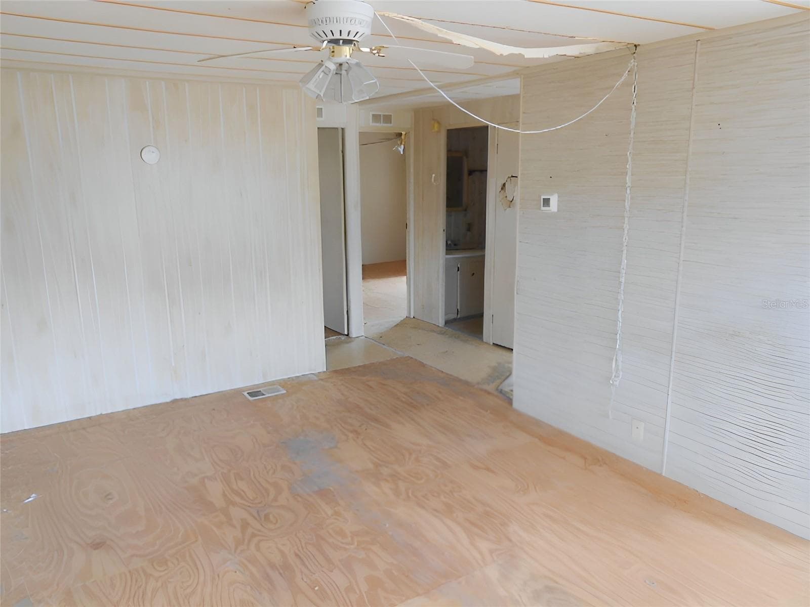 Manufactured Home at 12279 OBRIEN AVE, BROOKSVILLE, photo 15 of 24