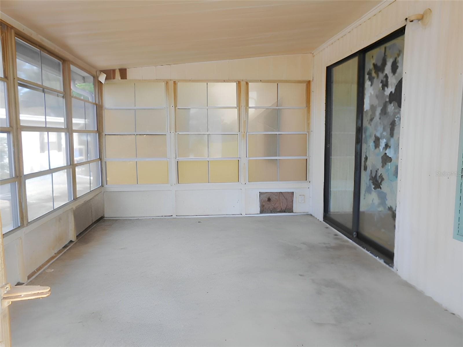 Manufactured Home at 12279 OBRIEN AVE, BROOKSVILLE, photo 18 of 24