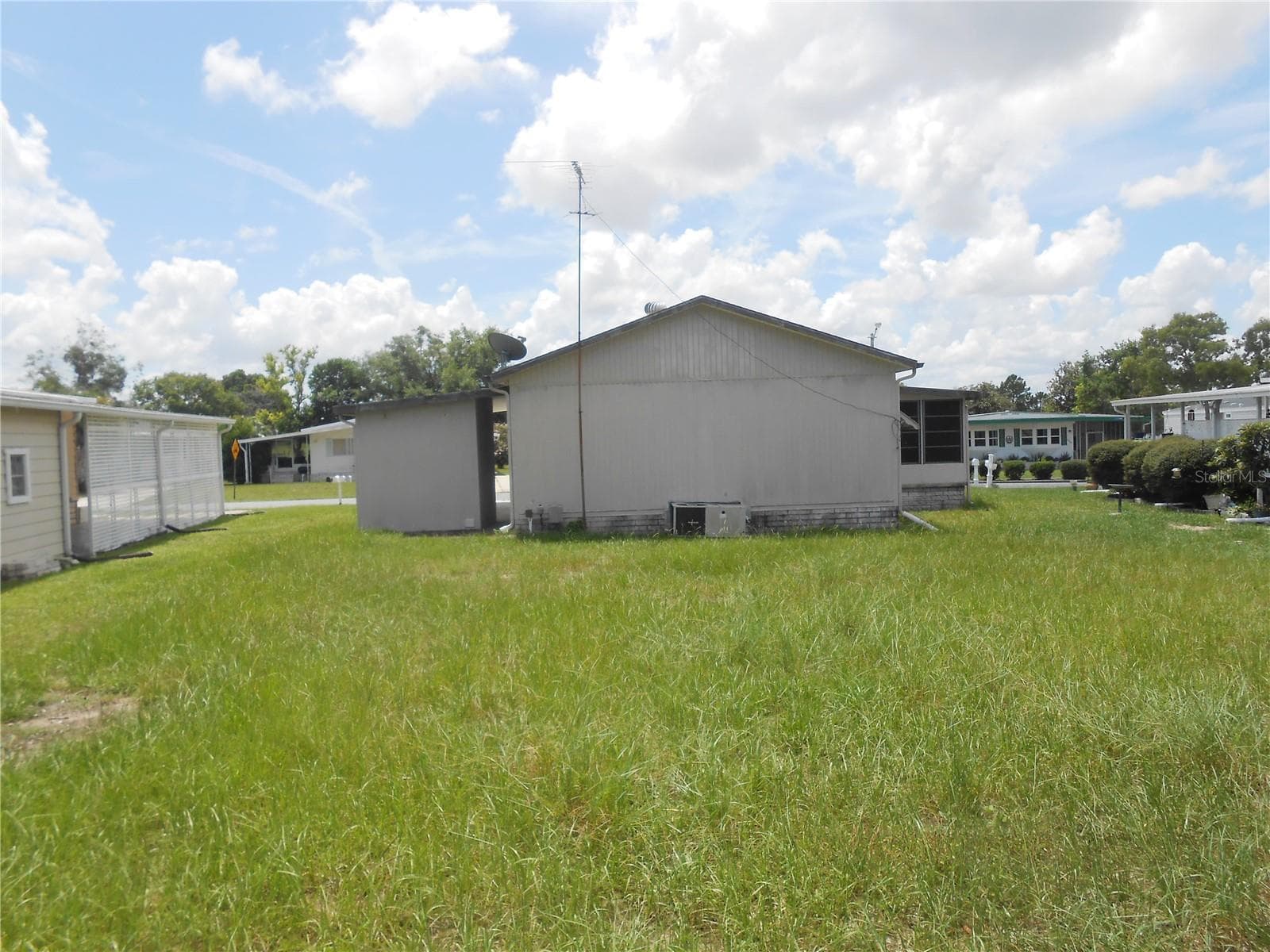 Manufactured Home at 12279 OBRIEN AVE, BROOKSVILLE, photo 21 of 24