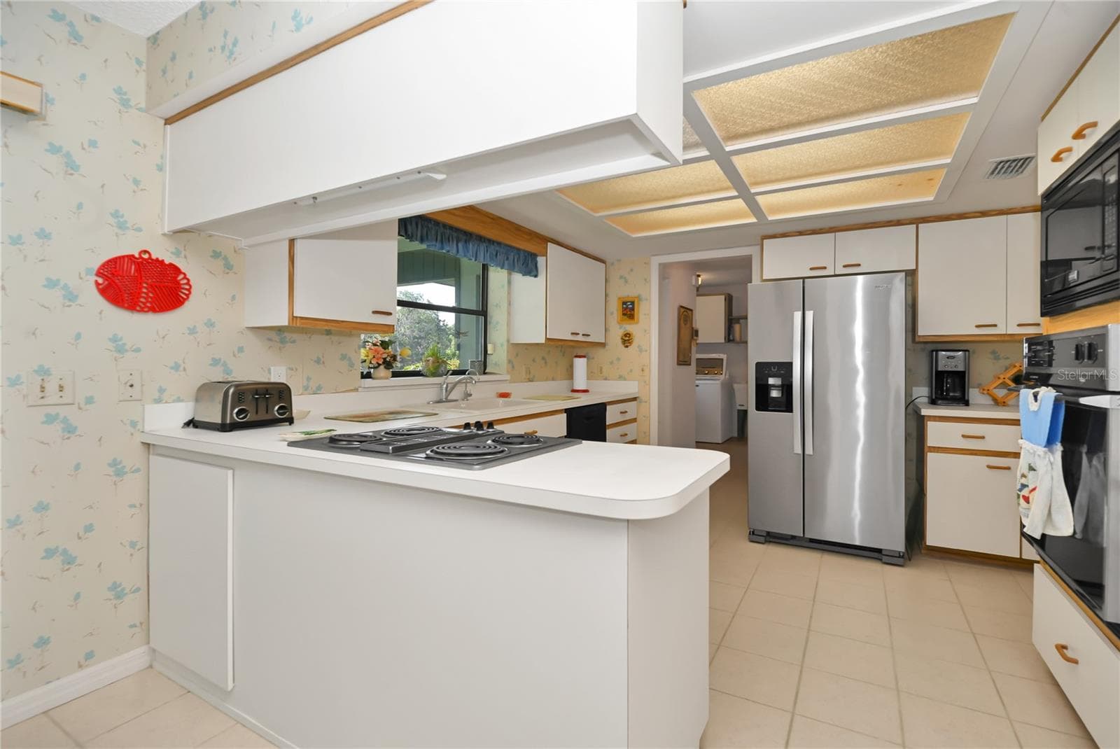 Kitchen - 821 N GOLF COURSE DR, CRYSTAL RIVER