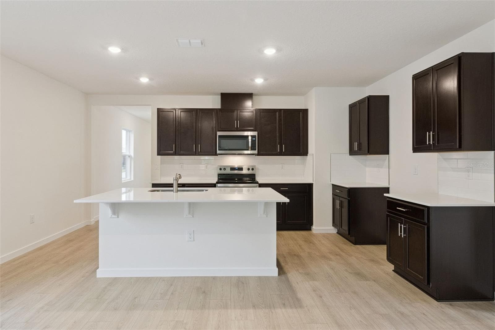 Single Family Residence at 1925 HOWARD MESA DR, KISSIMMEE, photo 13 of 66