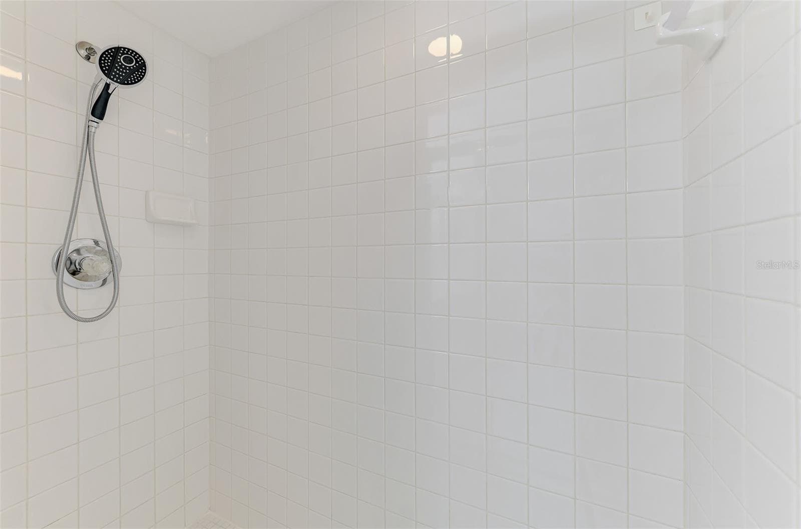 Condominium at 6904 DREWRYS BLF #807, BRADENTON, photo 25 of 45