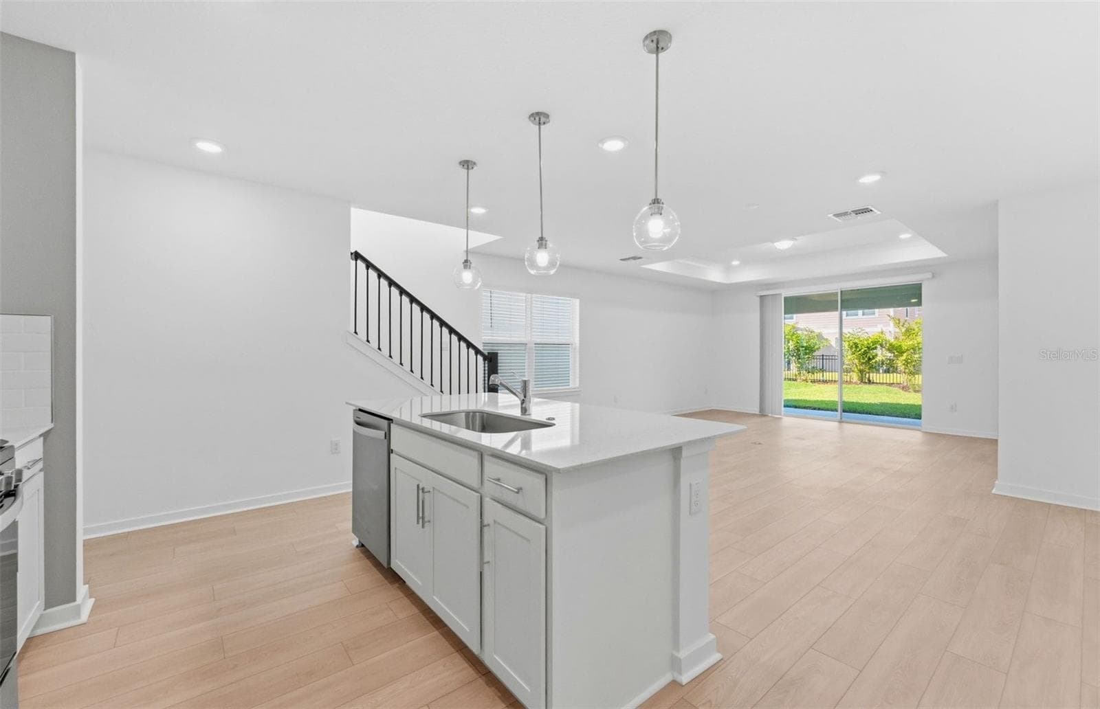 Model Representation - 5322 SPRING MAIDEN CIR, APOLLO BEACH