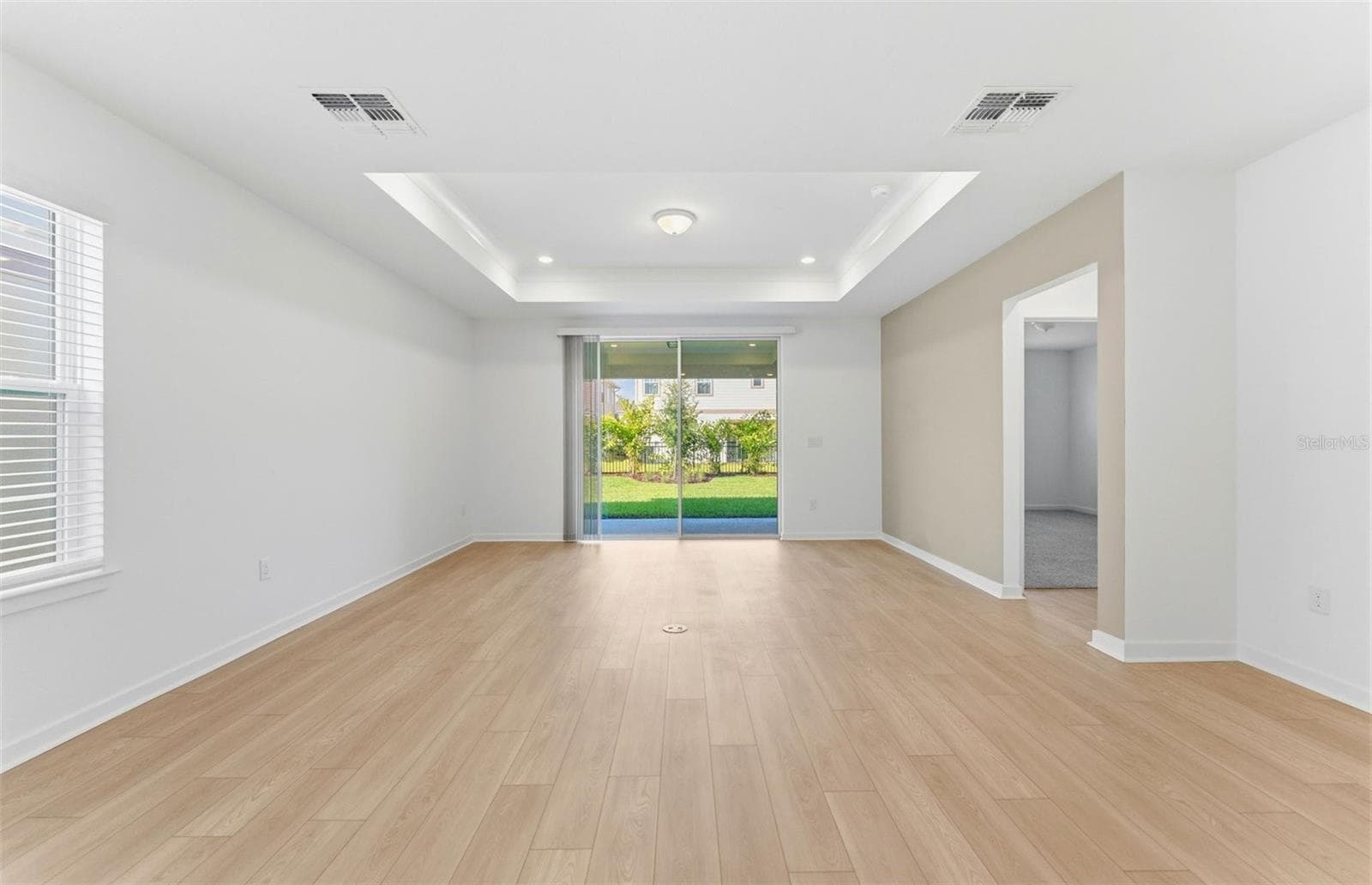 Model Representation - 5322 SPRING MAIDEN CIR, APOLLO BEACH