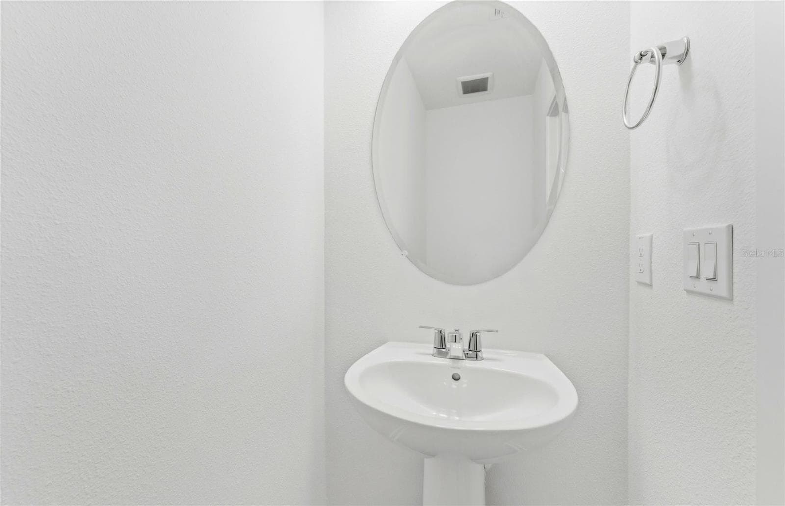 Model Representation - 5322 SPRING MAIDEN CIR, APOLLO BEACH