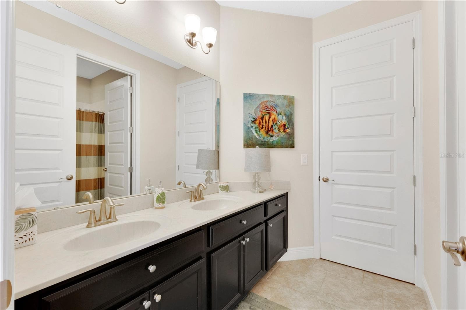 Single Family Residence at 8711 EDEN COVE DR, WINTER GARDEN, photo 18 of 37