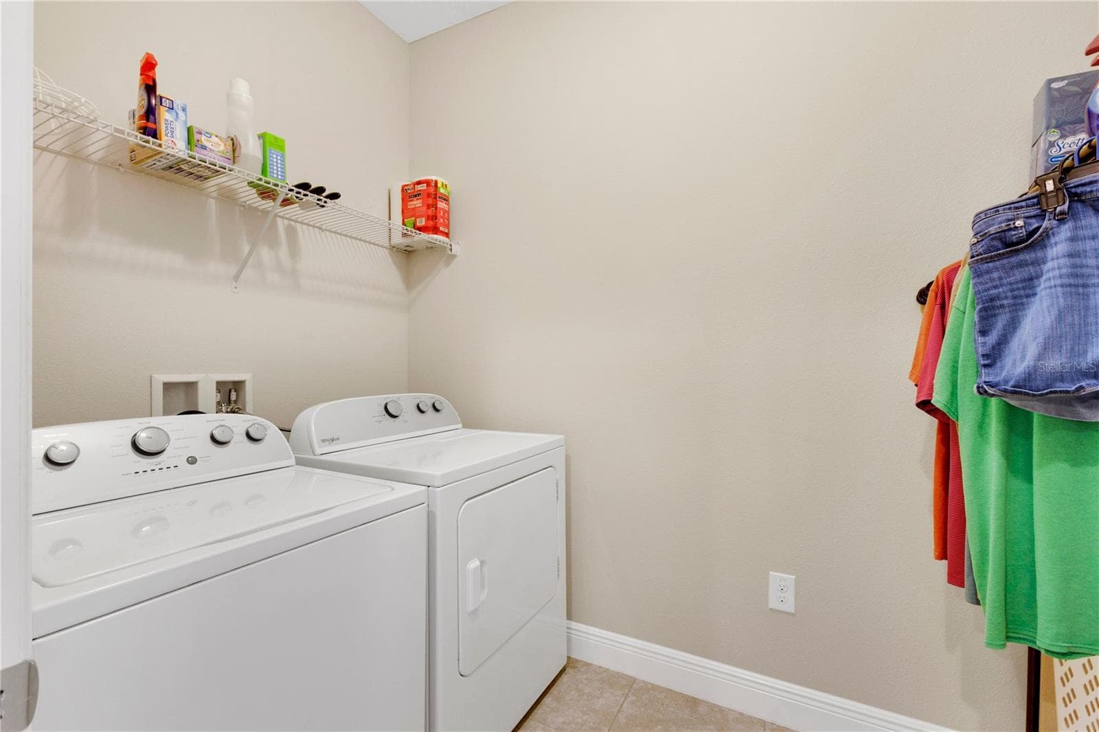 Single Family Residence at 8711 EDEN COVE DR, WINTER GARDEN, photo 23 of 37