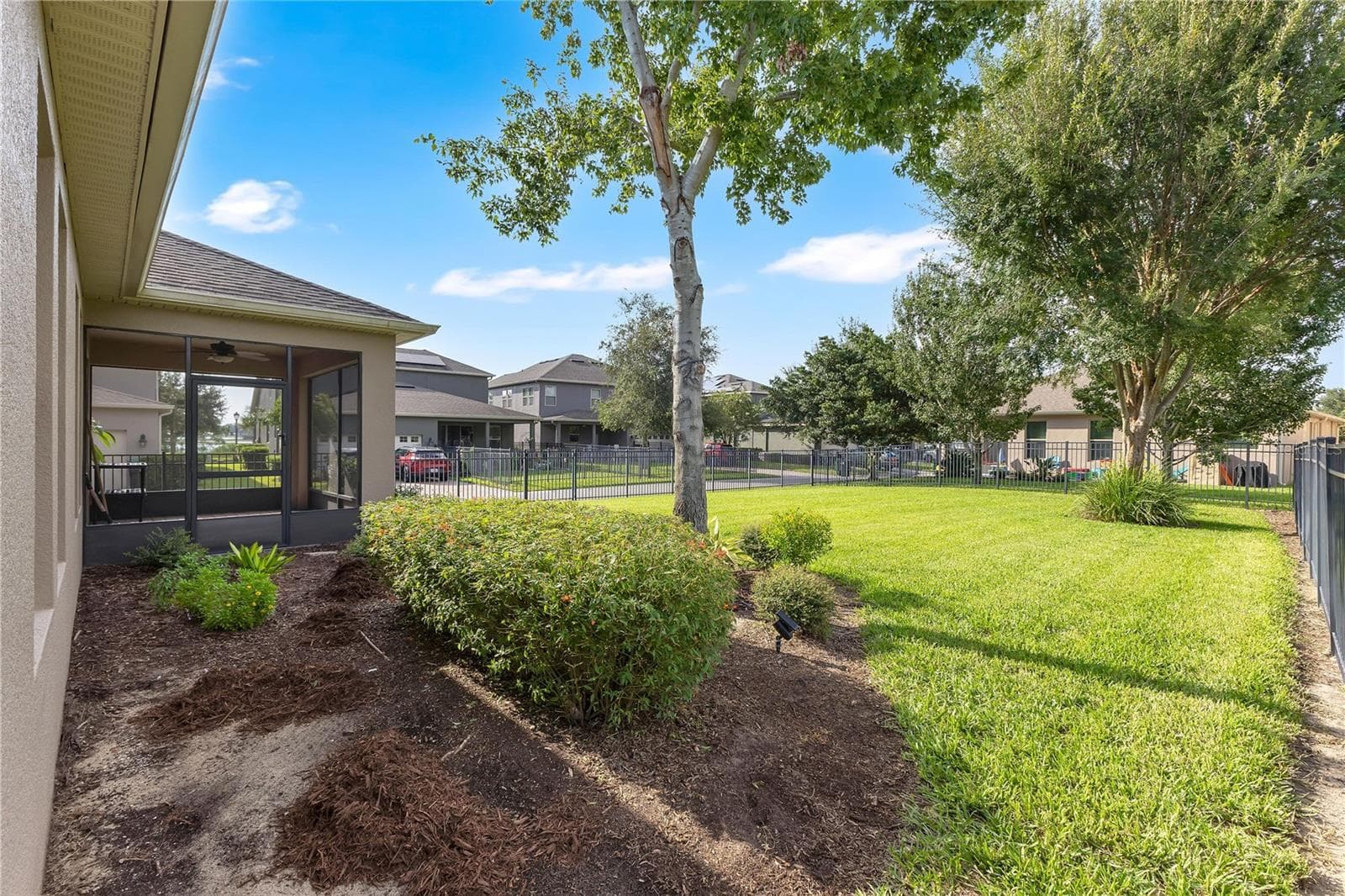 Single Family Residence at 8711 EDEN COVE DR, WINTER GARDEN, photo 25 of 37