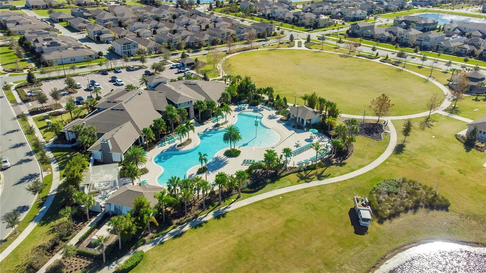 Single Family Residence at 8711 EDEN COVE DR, WINTER GARDEN, photo 31 of 37