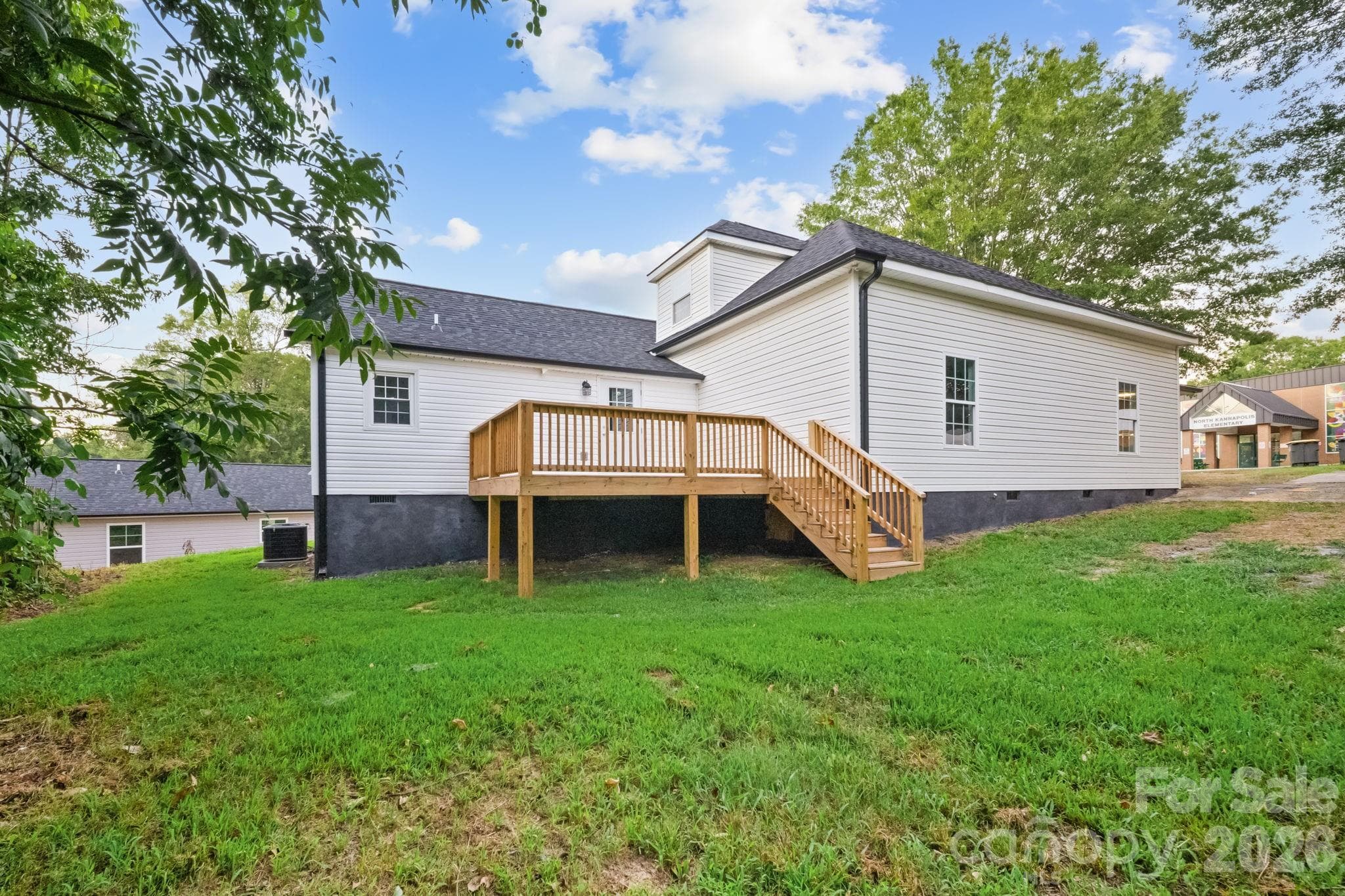 Single Family Residence at 807 N Walnut Street, Kannapolis, photo 22 of 24