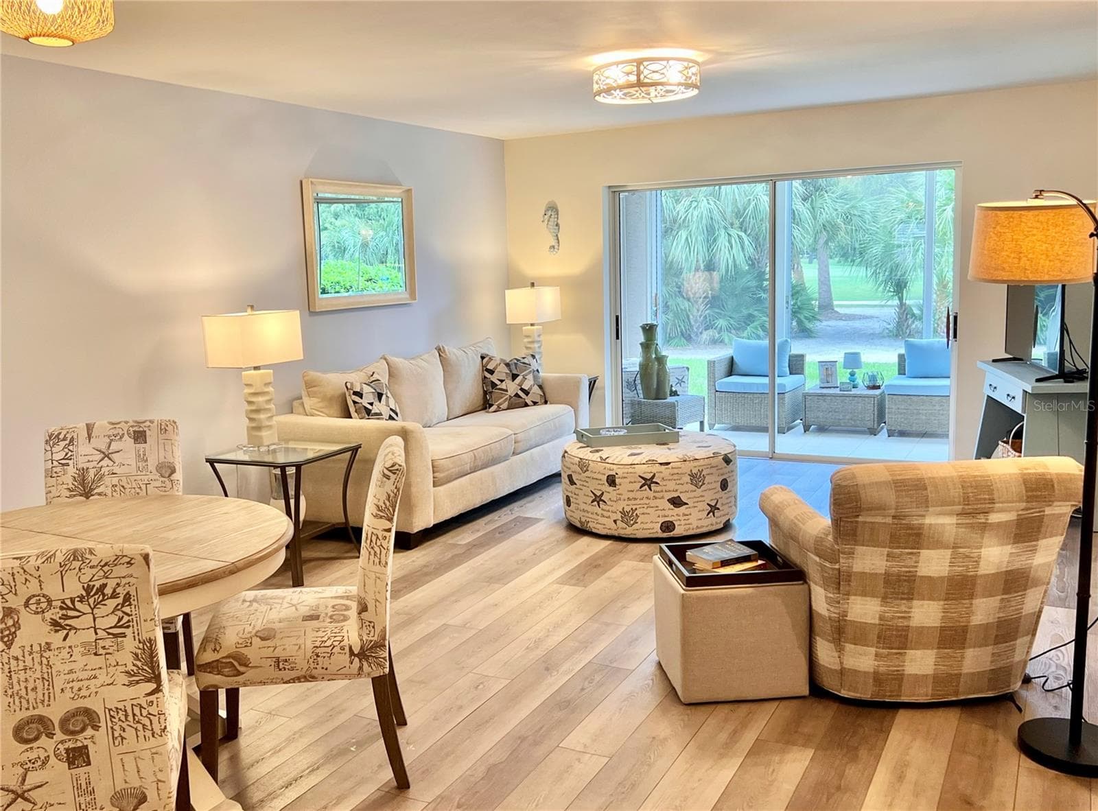 Paint and furnishings in neutral colors. - 6501 STONE RIVER RD #104, BRADENTON