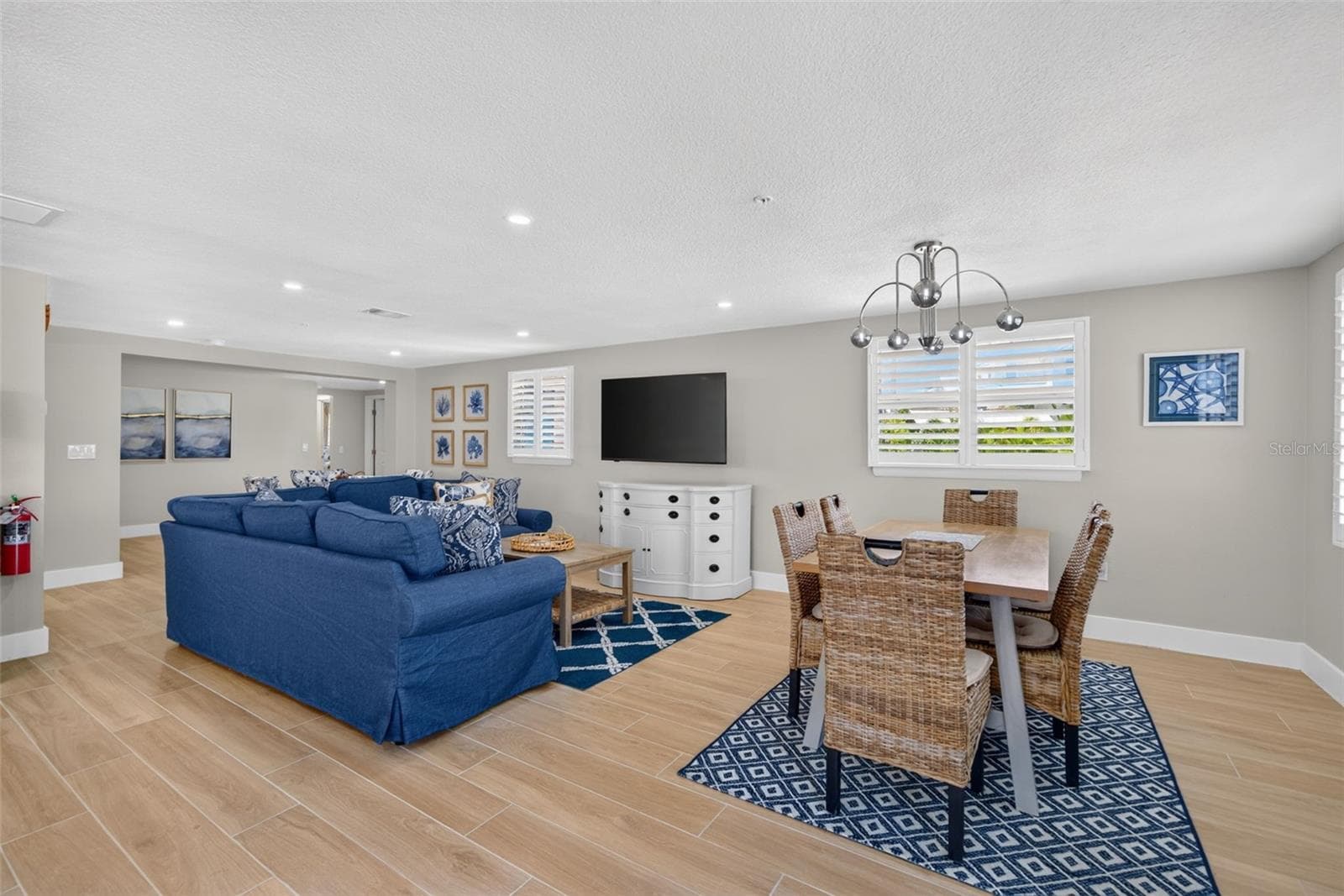 Single Family Residence at 401 63RD ST, HOLMES BEACH, photo 16 of 49