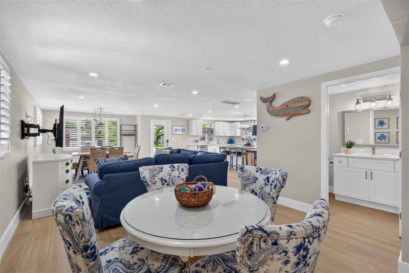 Single Family Residence at 401 63RD ST, HOLMES BEACH, photo 18 of 49