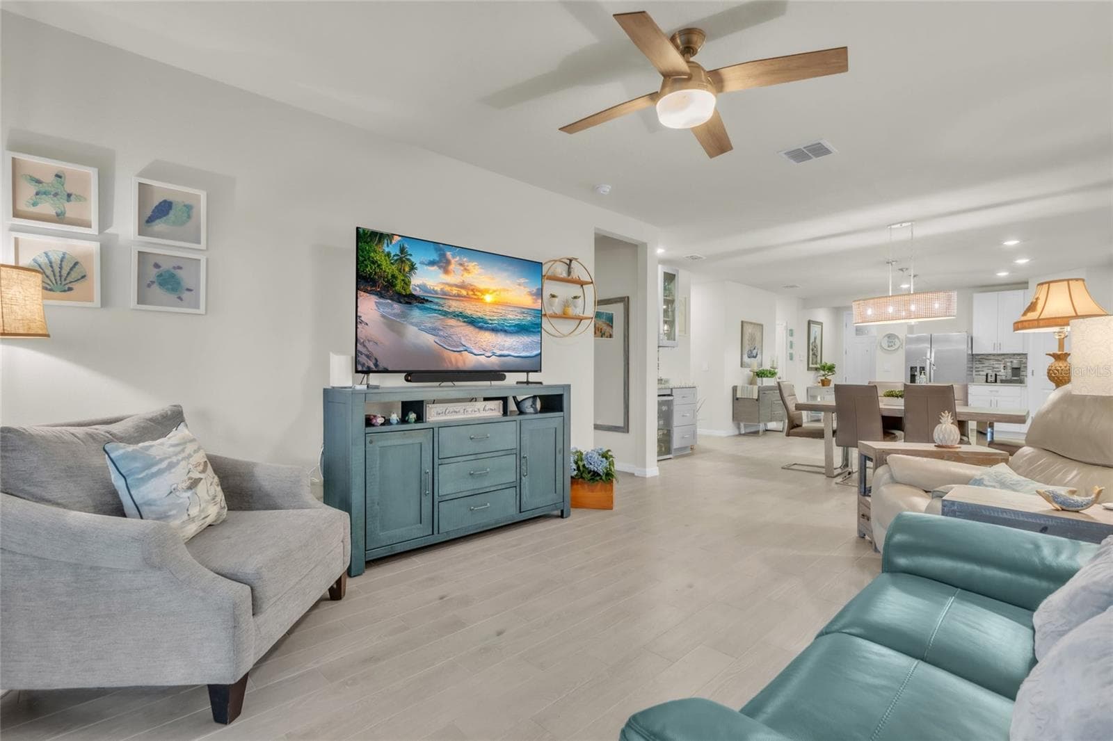 Single Family Residence at 152 LAZY SHORE DR, NOKOMIS, photo 17 of 91