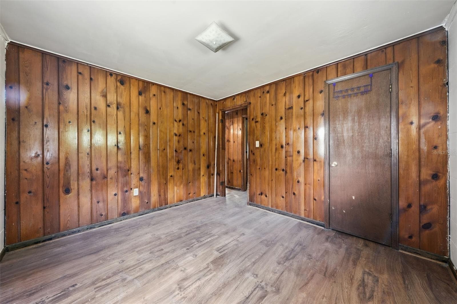 Single Family Residence at 45828 DEER ST, PAISLEY, photo 20 of 40