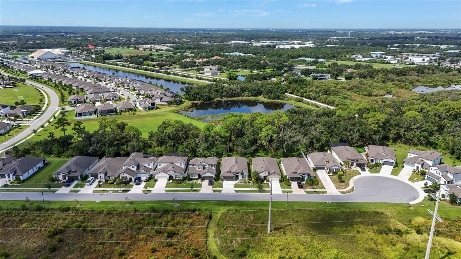 Single Family Residence at 3541 SECLUDED CT, SARASOTA, photo 43 of 60
