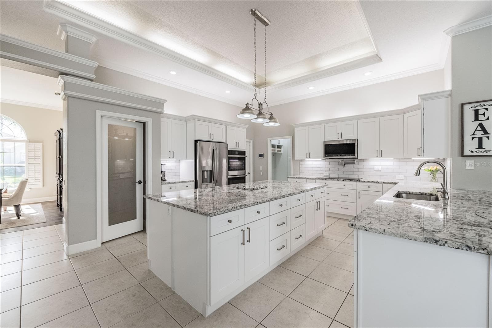 Single Family Residence at 1221 VISTA HILLS DR, LAKELAND, photo 4 of 50