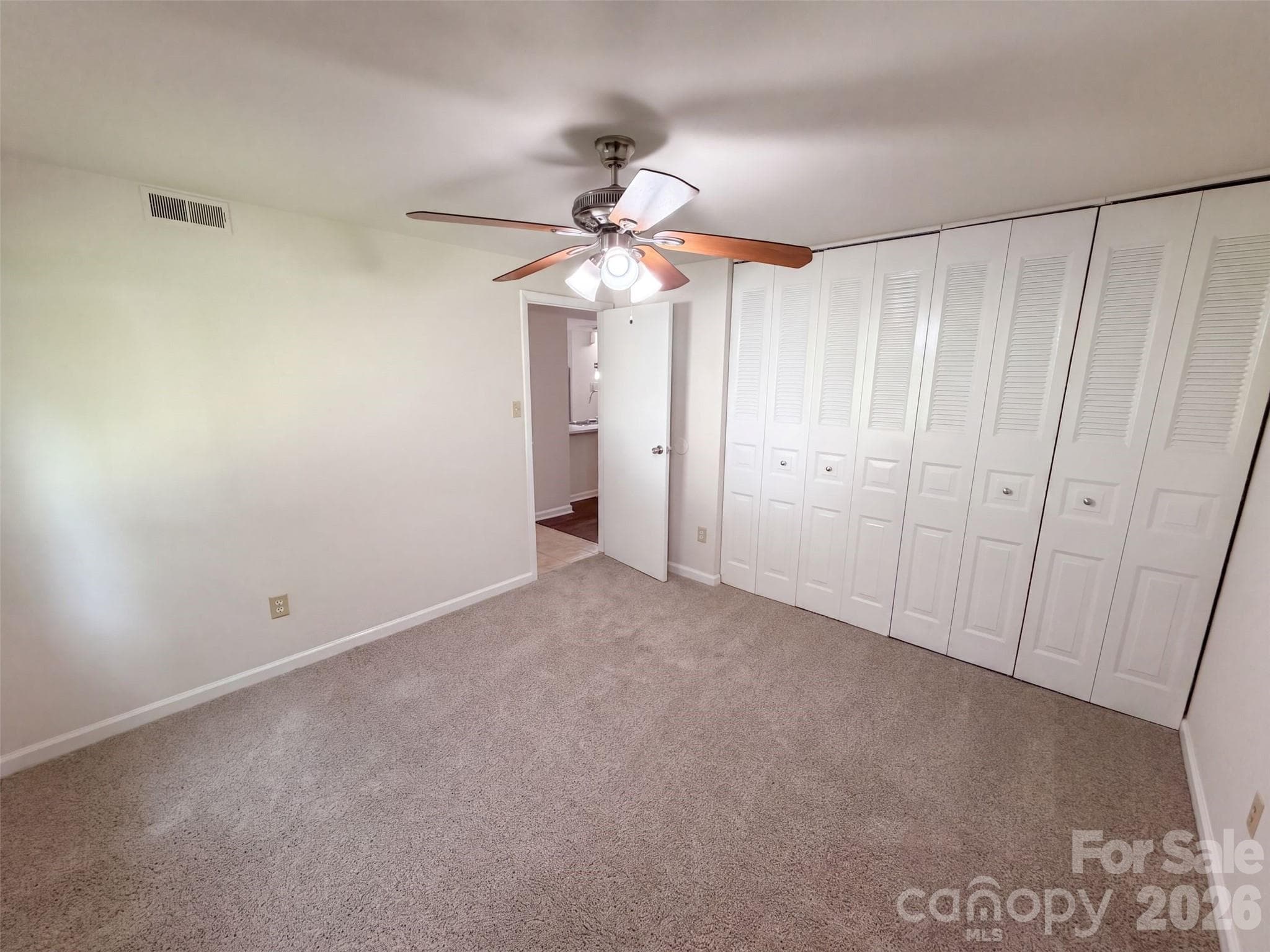 Single Family Residence at 3618 Gustar Court, Charlotte, photo 10 of 17