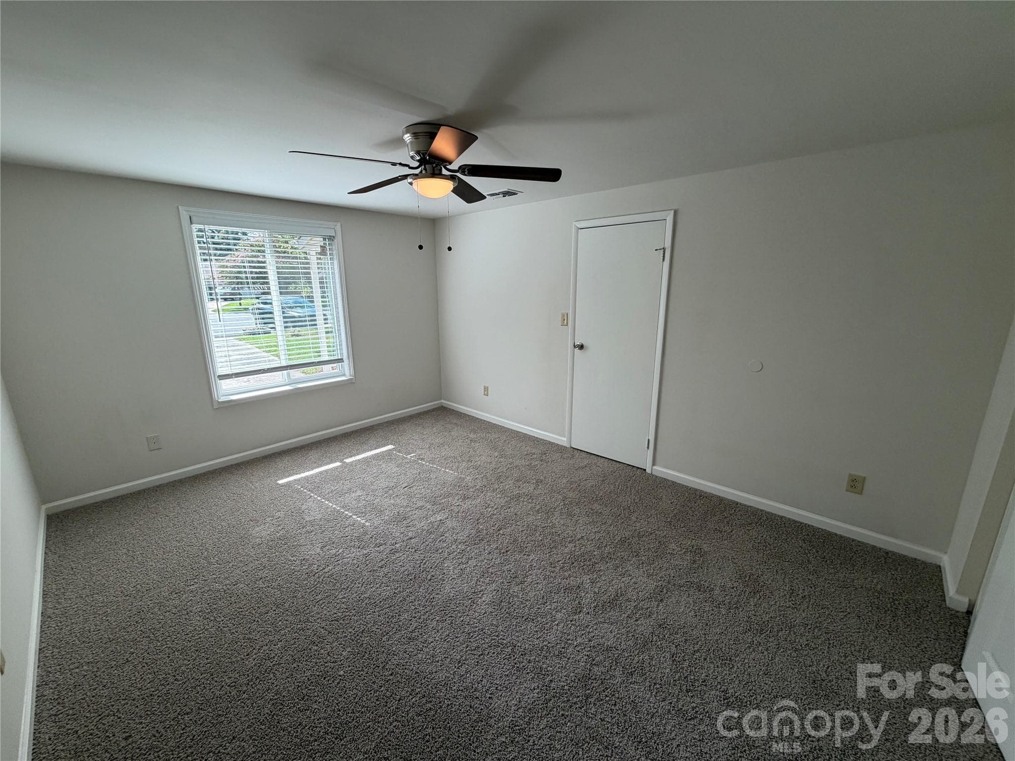 Single Family Residence at 3618 Gustar Court, Charlotte, photo 12 of 17
