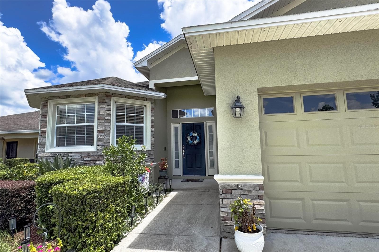 Single Family Residence at 6335 SILVER LEAF LN, LAKELAND, photo 4 of 37